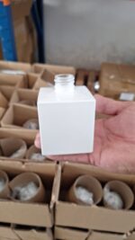 frasco cube 250ml degrade preto com Âmbar rosca 28 (cópia)